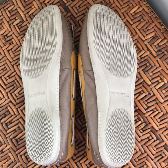 Sperry Topsider in size 8.5 - Picture 7 of 10
